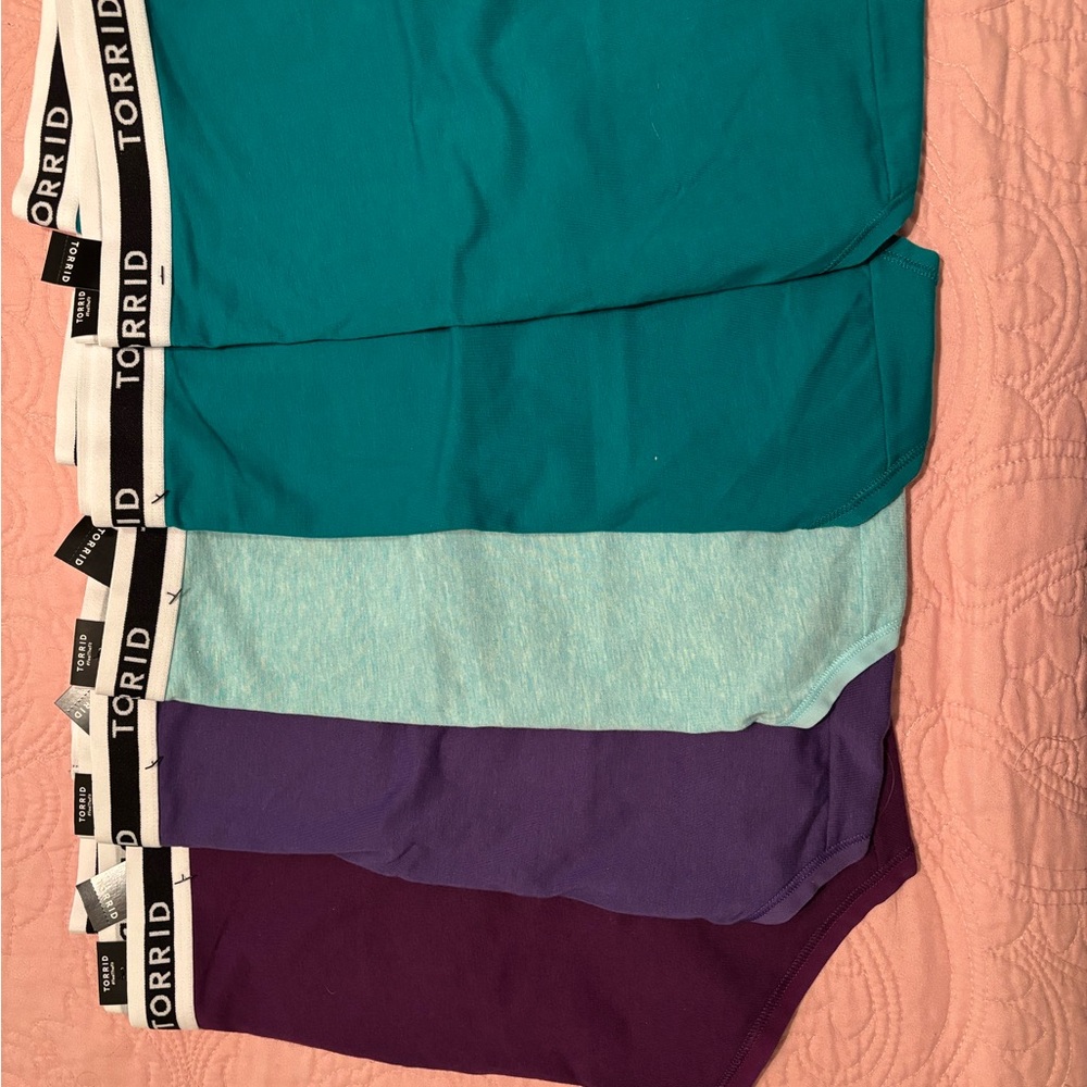 Size 3 Torrid Teal and Purple panties set of 5 logo wide waistband